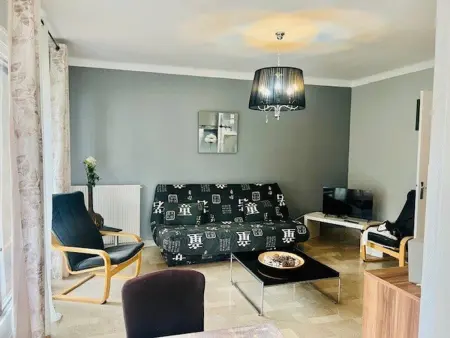 Appartement F2 avec terrasse, 3 pers, proche cures et centre-ville, Amélie-les-Bains - Photo 2