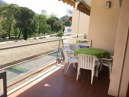 Appartement F2 avec Terrasse, Parking et WiFi, Animaux Acceptés, proche Amélie-les-Bains. - Photo 9