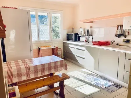 Charmant F2 avec Garage, Terrasse et Véranda, à 500m du Centre et 600m des Cures à Amélie-les-Bains - Photo 3