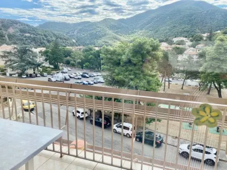 Charmant F2 avec Garage, Terrasse et Véranda, à 500m du Centre et 600m des Cures à Amélie-les-Bains - Photo 6