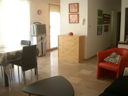 Appartement F2 climatisé, balcon, proche Thermes d'Amélie-les-Bains - Photo 2