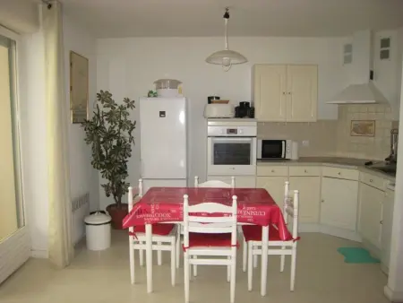 Studio tout équipé avec loggia, parking et Wi-Fi à 50m des cures - 2 pers - Animaux OK - Photo 1