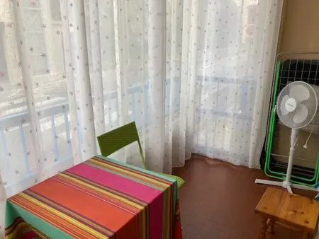 Studio tout équipé avec loggia, parking et Wi-Fi à 50m des cures - 2 pers - Animaux OK - Photo 3