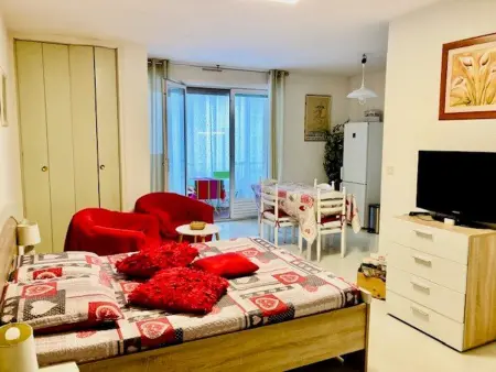 Studio tout équipé avec loggia, parking et Wi-Fi à 50m des cures - 2 pers - Animaux OK - Photo 8