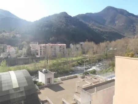 Appartement F2 climatisé avec terrasse, parking, à 600m des thermes - Amélie-les-Bains - Photo 1