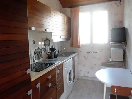 Appartement F2 climatisé avec terrasse, parking, à 600m des thermes - Amélie-les-Bains - Photo 4