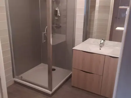 Appartement F2 climatisé avec terrasse, parking, à 600m des thermes - Amélie-les-Bains - Photo 8