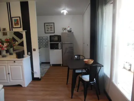 Studio confort avec balcon, clim, parking privé, à 50m des Thermes et 100m du centre, à Amélie-les-Bains - Photo 4