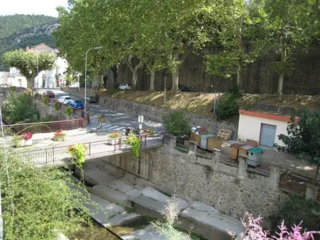 Charmant F2 avec balcon et parking, proche cure et centre-ville – Amélie-les-Bains - Photo 9