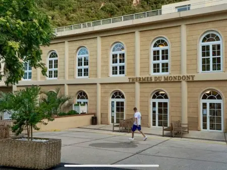 Charmant F2 avec balcon et parking, proche cure et centre-ville – Amélie-les-Bains - Photo 13
