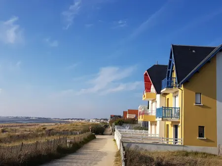 Bel appartement T2 avec balcon, WIFI et parking près de la plage - Photo 13