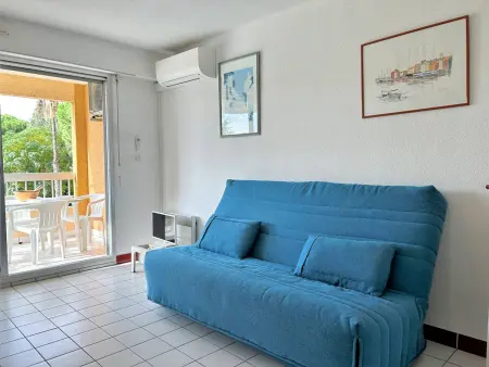 Studio cabine au Lavandou - 4 couchages, climatisé, balcon, piscine, parking inclus - Photo 2