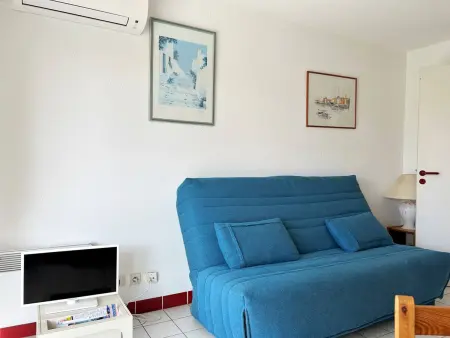 Studio cabine au Lavandou - 4 couchages, climatisé, balcon, piscine, parking inclus - Photo 4