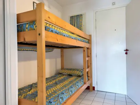 Studio cabine au Lavandou - 4 couchages, climatisé, balcon, piscine, parking inclus - Photo 7