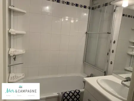 Appartement T2 Cabine Proche Plage avec Balcon et Parking Privé - Photo 7