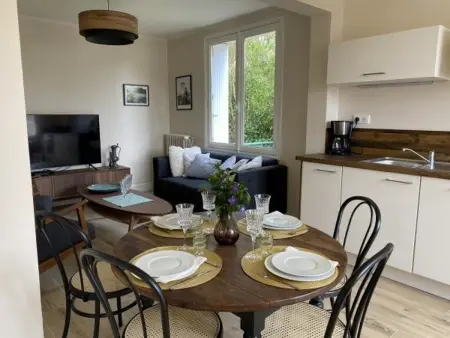 Magnifique T3 au centre, jardin privatif, proche thermes, wifi, parking, jeux extérieurs, lave-linge/sèche-linge - Photo 1
