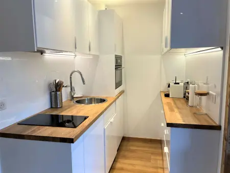 Charmant T2 cabine, rénové, 6 couchages, à 20m des pistes, parking privé – Vars Les Claux - Photo 4