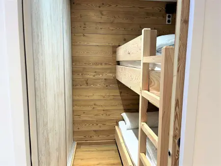 Charmant T2 cabine, rénové, 6 couchages, à 20m des pistes, parking privé – Vars Les Claux - Photo 8