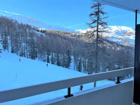 Charmant T2 cabine, rénové, 6 couchages, à 20m des pistes, parking privé – Vars Les Claux - Photo 12