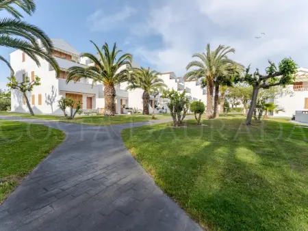 Appartement Luxe Rez-de-Chaussée à La Pineda avec Terrasse et Piscine, 200m de la Plage - Photo 1
