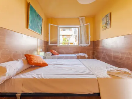 Appartement Luxe Rez-de-Chaussée à La Pineda avec Terrasse et Piscine, 200m de la Plage - Photo 16