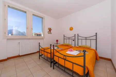 Residence Porto Letizia Porlezza -  Villas bilocale 4 pax Vista Lago Deluxe V1LD4 Lake View 8216, Logement de vacances à Porlezza avec vue sur le lac - Photo 6