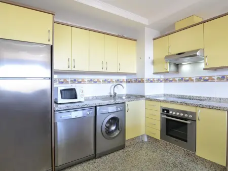 Appartement moderne à 500m de la plage avec Wi-Fi et piscine - Photo 6