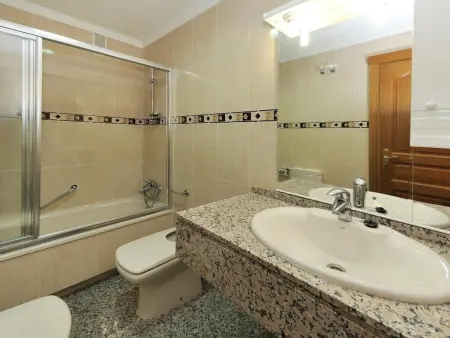 Appartement moderne à 500m de la plage avec Wi-Fi et piscine - Photo 12