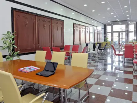 Appartement moderne à 500m de la plage avec Wi-Fi et piscine - Photo 20