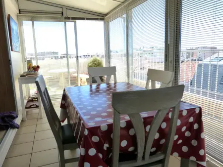 Appartement T2 avec Wifi, grande terrasse, à 500m de la plage - Photo 6