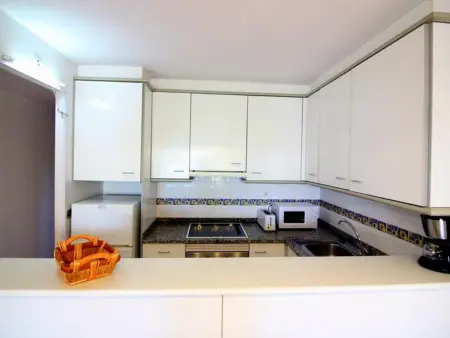 Appartement à Roses : 1km de la plage, piscine, parking, WIFI, quartier calme - Photo 5