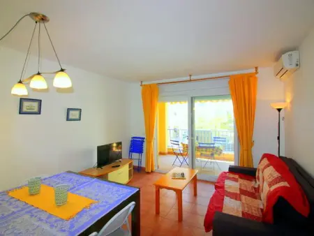 Appartement à Roses : 1km de la plage, piscine, parking, WIFI, quartier calme - Photo 12