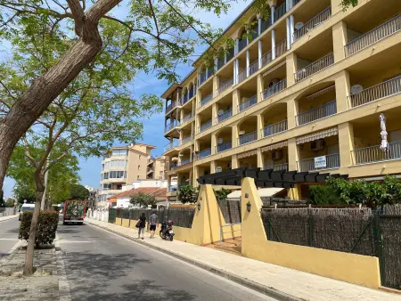 Appartement à Roses : 1km de la plage, piscine, parking, WIFI, quartier calme - Photo 16