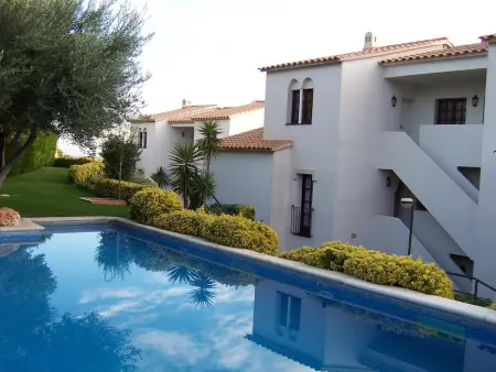 Appartement lumineux à Llançà avec piscine commune, proche plage - Photo 3