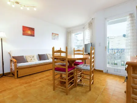 Appartement lumineux avec terrasse et parking à 50m de la plage - Photo 1