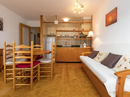 Appartement lumineux avec terrasse et parking à 50m de la plage - Photo 2