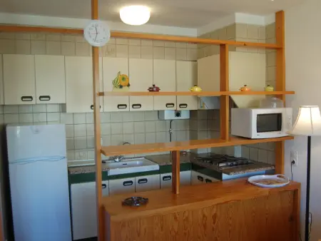 Appartement lumineux avec terrasse et parking à 50m de la plage - Photo 4