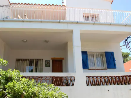 Appartement avec terrasse et parking à 300m de la plage à Llançà - Photo 3