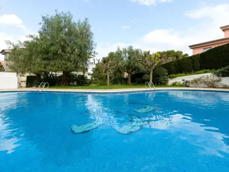 Appartement Lumineux avec Jardin, Piscine et Parking à 600m de la Plage du Port de Llançà - Photo 16
