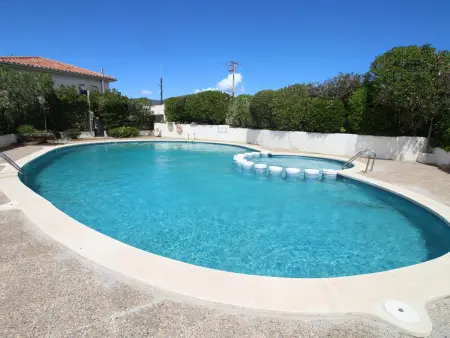 Appartement lumineux avec piscine et terrasse, proche plage - Photo 3