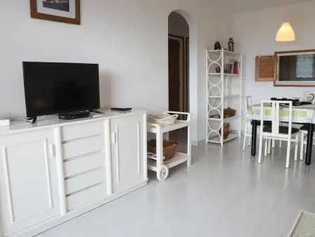Appartement lumineux avec piscine et terrasse, proche plage - Photo 8