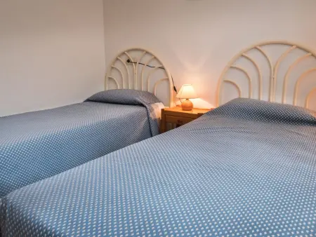 Appartement lumineux avec piscine et terrasse, proche plage - Photo 17