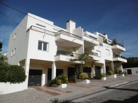 Appartement lumineux avec piscine et terrasse, proche plage - Photo 21