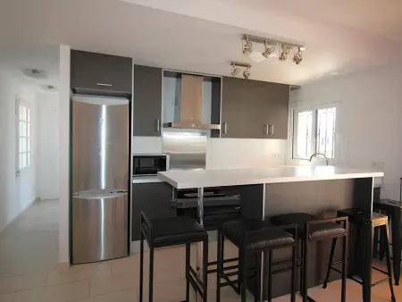 Penthouse lumineux avec grandes terrasses proche plage - 2 chambres, parking, WIFI et BBQ - Photo 5