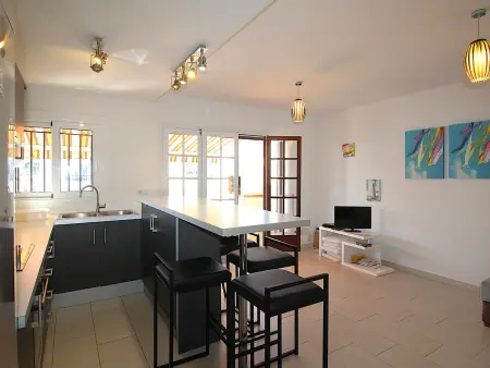 Penthouse lumineux avec grandes terrasses proche plage - 2 chambres, parking, WIFI et BBQ - Photo 6