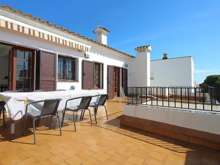 Penthouse lumineux avec grandes terrasses proche plage - 2 chambres, parking, WIFI et BBQ - Photo 18
