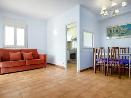 Appartement RDC à 2 pas de la plage de Port de la Selva, terrasse, 2 chambres, parking. - Photo 3