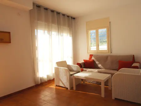 Appartement RDC à 2 pas de la plage de Port de la Selva, terrasse, 2 chambres, parking. - Photo 4