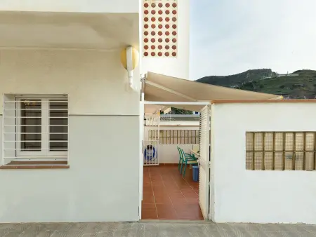 Appartement RDC à 2 pas de la plage de Port de la Selva, terrasse, 2 chambres, parking. - Photo 17