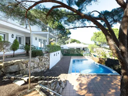 Appartement avec jardin et piscine privée pour 7-8 pers. - Photo 3